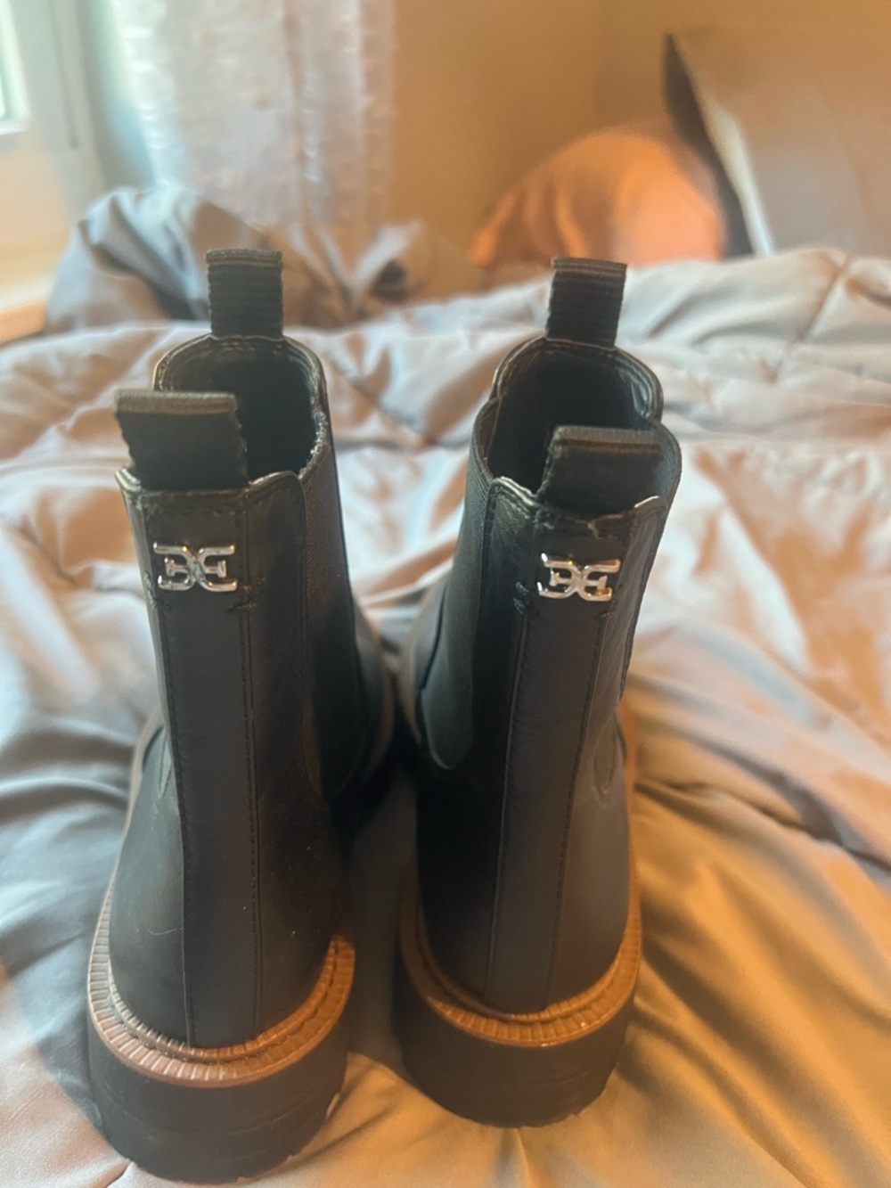 Sam Edelman women’s black  Chelsea Boots with Brown Welt